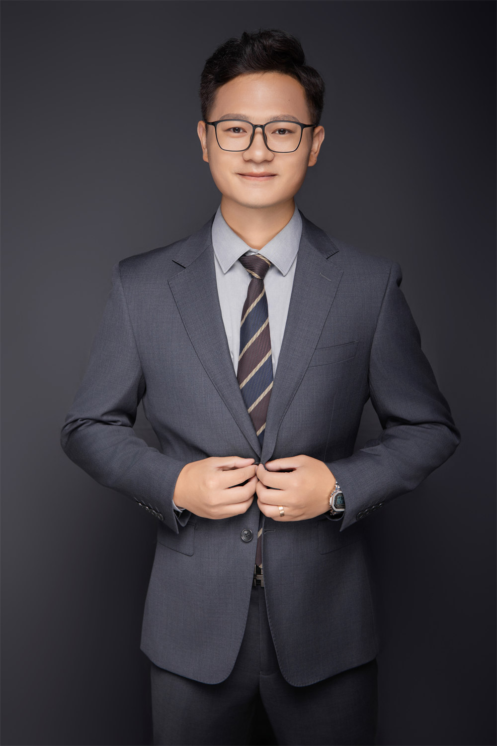 李根